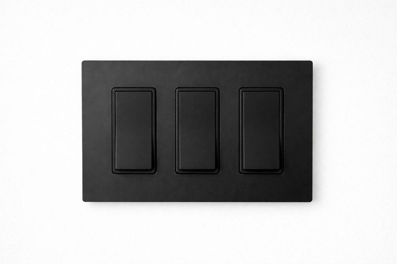 Screwless Wall Plate (Decorator Style) | Matte Finish
 Black three-gang switch | Selix kala